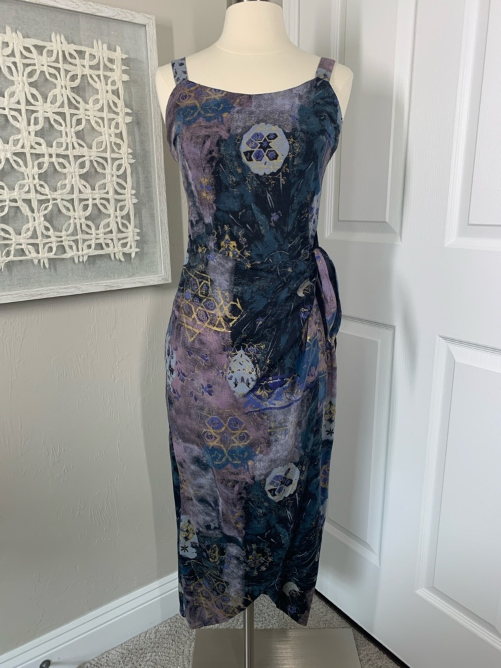 All that Jazz abstract print wrap dress size XS